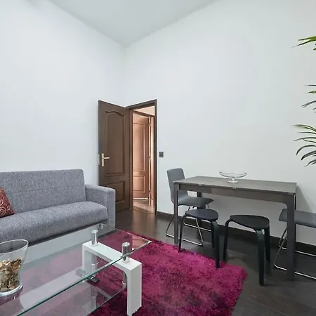 Charming 2-bedroom For An Authentic Experience Apartment Lisbon