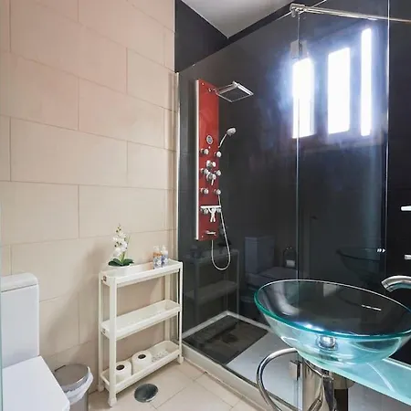 Charming 2-bedroom For An Authentic Experience Apartment Lissabon